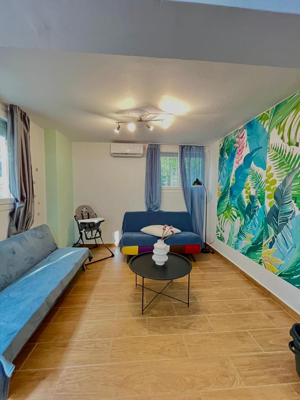 Apartament Cosy Victoria Metro Station Flat